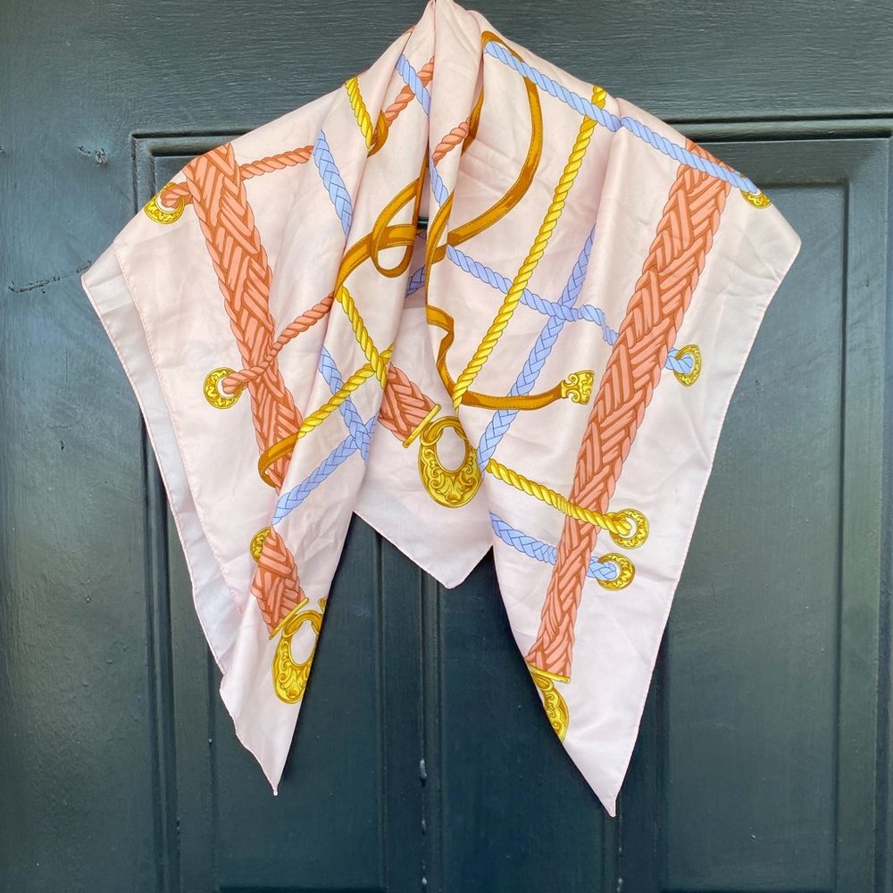 Vintage Art of the Scarf Tie Rack Woman Scarf